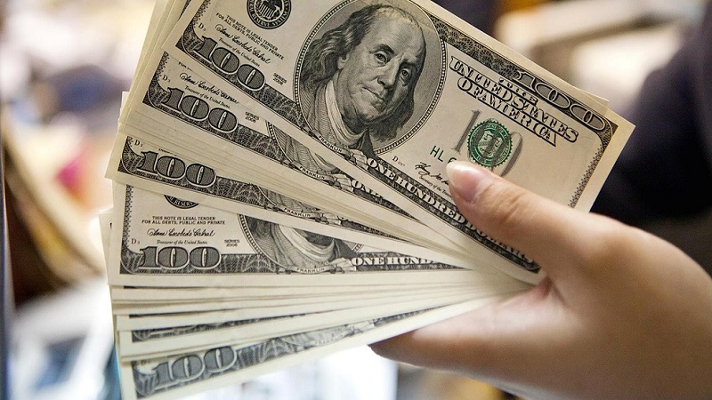 إغلاق أسواق بغداد على انخفاض طفيف في أسعار الدولار 