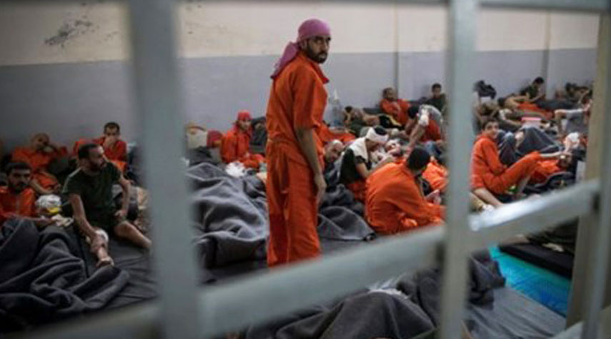 سوريا... الاحتلال الأميركي يفرغ سجنا للدواعش وينقلهم لجهة مجهولة