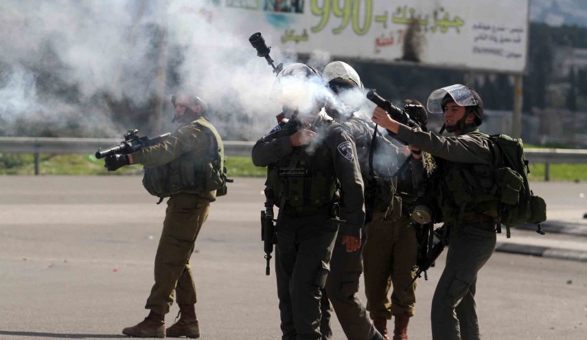 مواجهات مع الاحتلال في رام الله واصابة 3 فلسطينيين