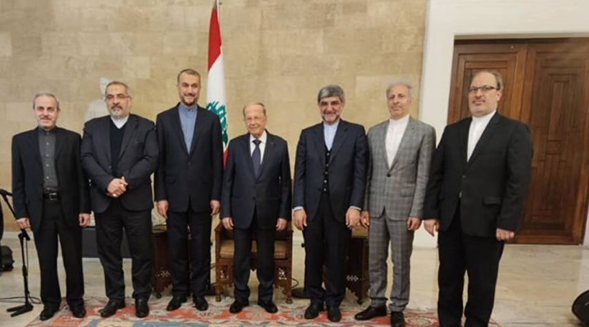 الرئيس اللبناني ووزير الخارجية الايراني يبحثان العلاقات الثنائية
