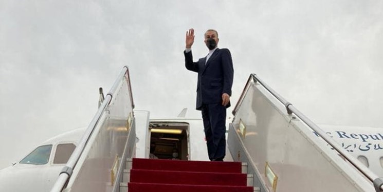 وزير الخارجية الايراني يغادر الى الصين