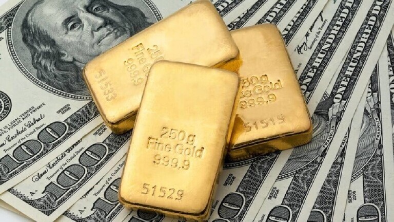 خبير إقتصادي يدعو بالعودة إلى معيار الذهب والإبتعاد عن الدولار قبل فوات الأوان