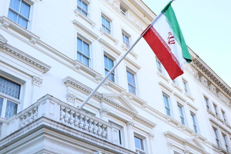 السفارة الايرانية في لندن تنفي صحة تقرير الغارديان حول ايران