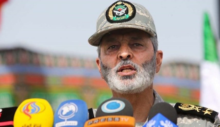 قائد الجيش الايراني يؤكد على مواجهة اي تهديد