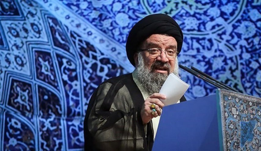 خطيب جمعة طهران يدعو للمشاركة الواسعة في مسيرات يوم القدس