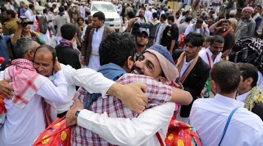 اليمن... انصار الله تفرج عن 42 أسيراً كمبادرة إنسانية من طرف واحد