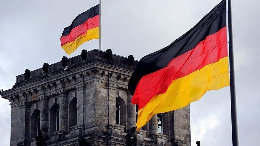 وكالة: ألمانيا ستنزلق في الديون والسبب..! 