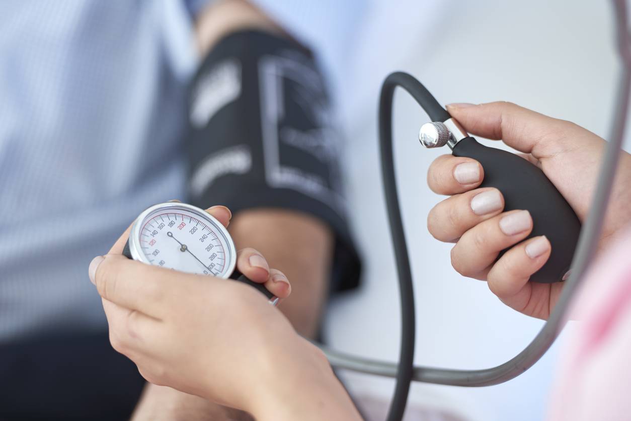 كيف يمكن أن يؤدي انخفاض ضغط الدم إلى الوفاة؟