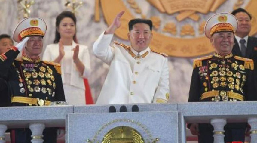 زعيم كوريا الشمالية يتعهّد بتعزيز الترسانة النووية لبلاده