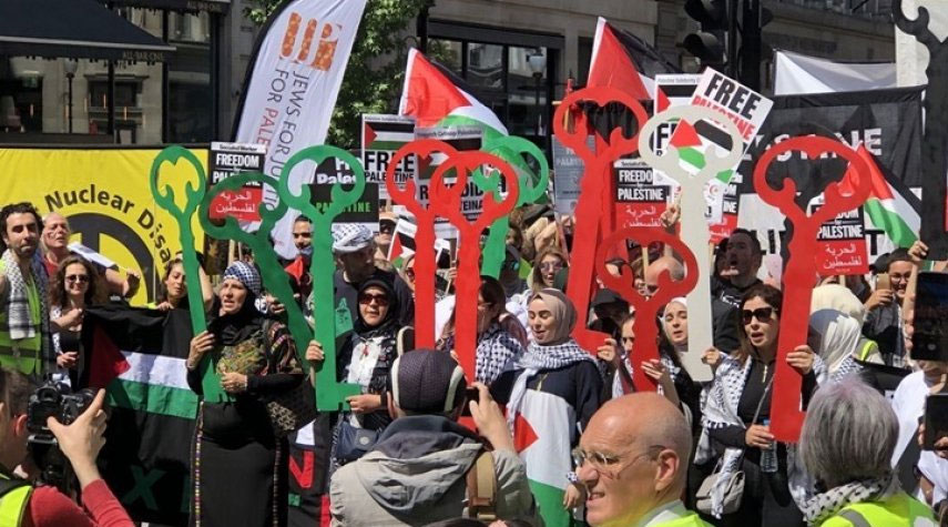 مظاهرات في لندن تندد بجرائم الاحتلال الصهيوني