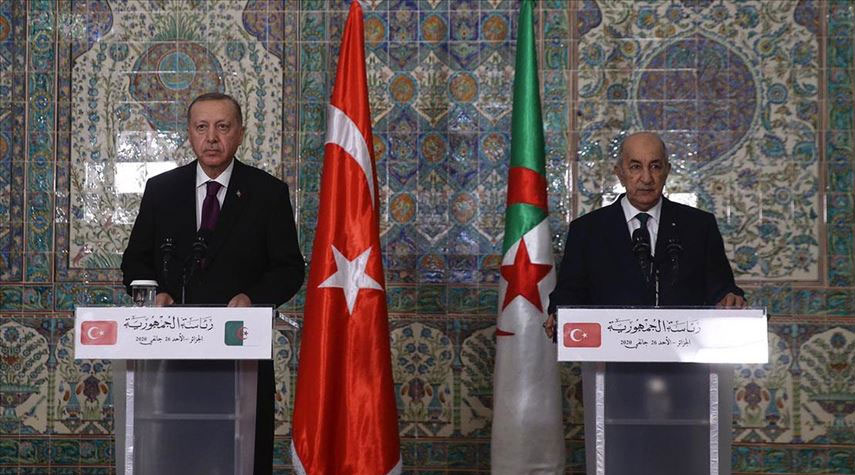 الرئيس التركي: عازمون مع الجزائر على تعزيز التعاون بالصناعات الدفاعية
