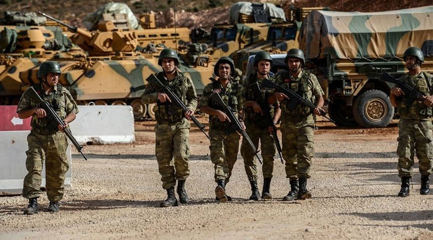 الجيش التركي يبيع أسلحة وذخائر لمسلحي "تحرير الشام" في إدلب