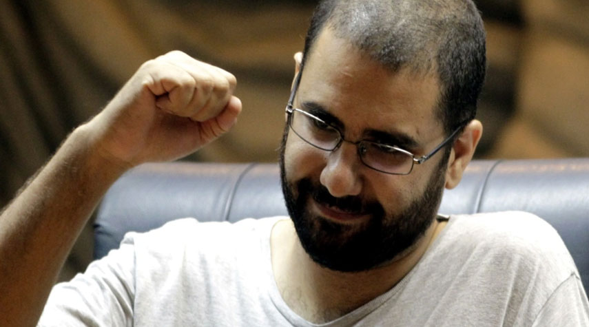 مصر تنقل علاء عبد الفتاح لمركز الإصلاح والتأهيل