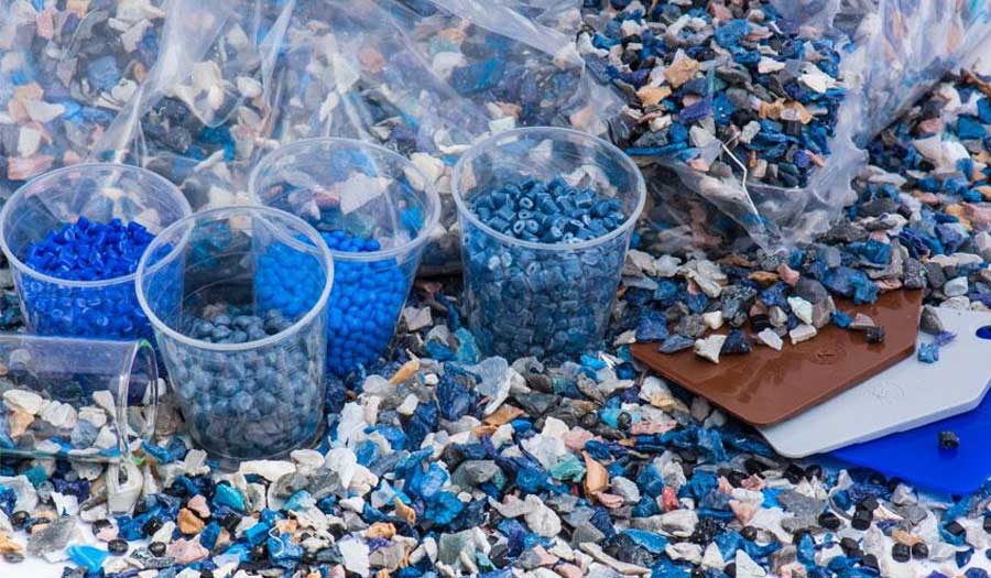 ثورة في مجال إعادة التدوير.. اكتشاف إنزيم يحلل البلاستيك بسرعة قياسية