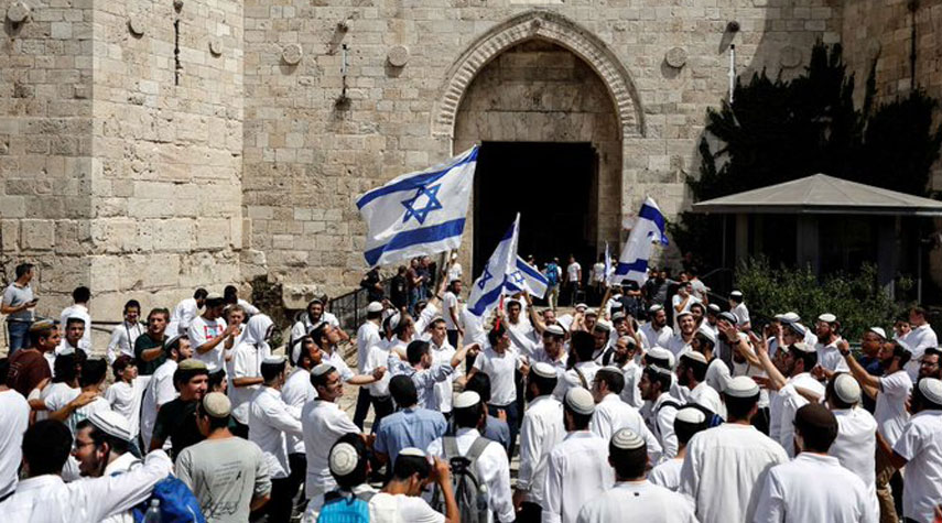 القدس... انطلاق "مسيرة الأعلام" ومواجهات في البلدة القديمة