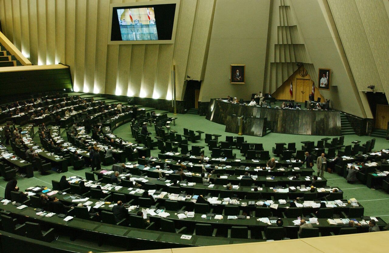 مجلس الشورى الاسلامي يدين قرار مجلس الحكام ضد ايران