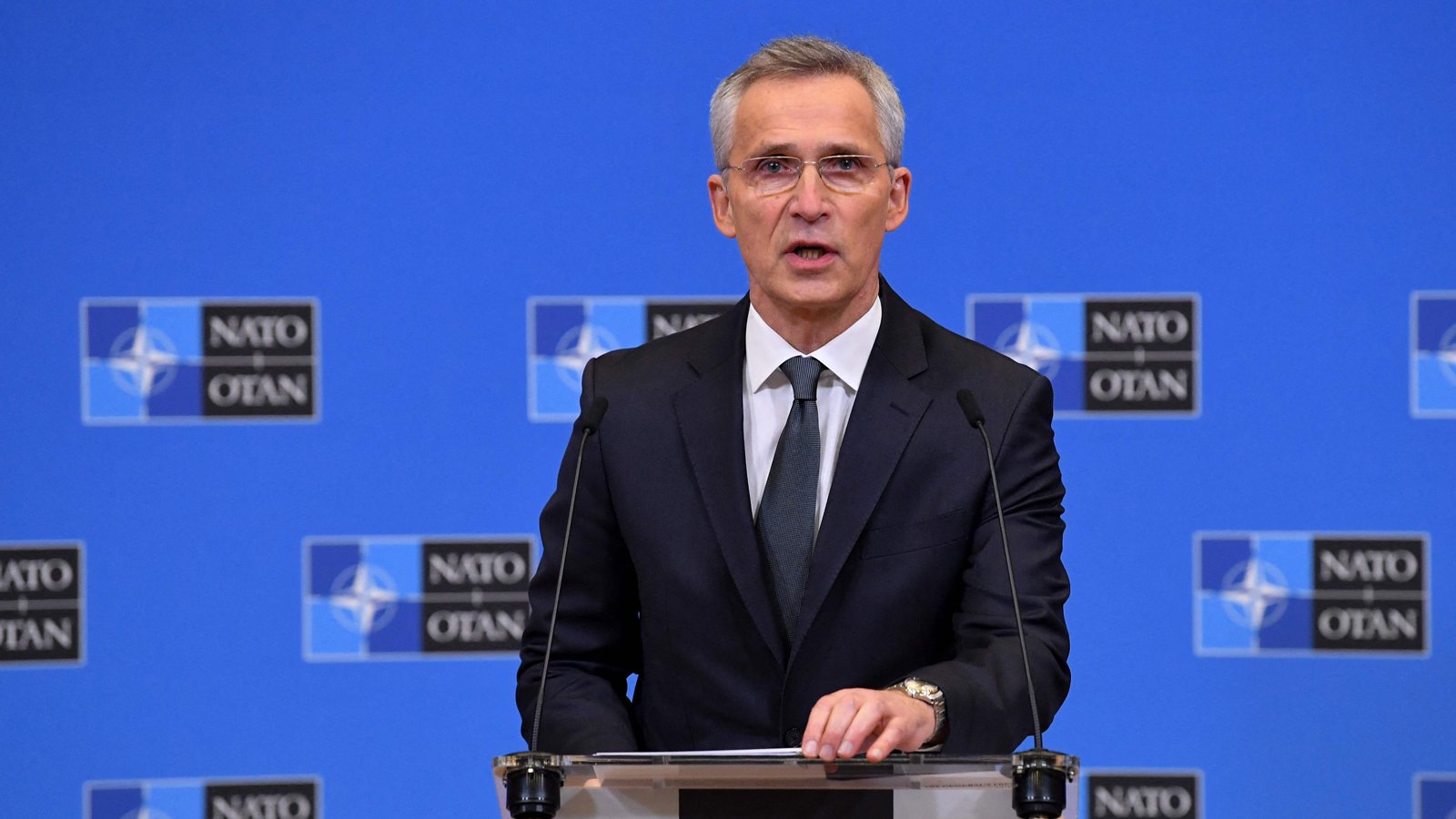 الناتو يعرب عن ثقته في انتهاء أزمة أوكرانيا بالحوار