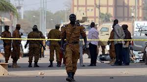 عشرات القتلى بهجوم مسلح في بوركينا فاسو