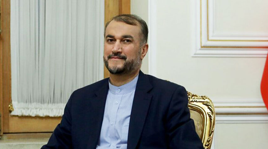 وزير الخارجية الايراني: لن نتردد في ابطال مفعول الحظر