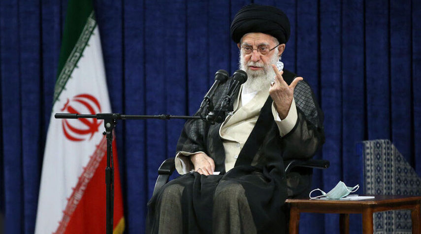 آية الله الخامنئي: أعداء إيران والإسلام يلجأون اليوم إلى الحرب الناعمة