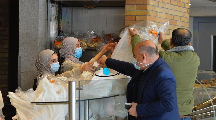 أزمة الخبز في لبنان وجنون أسعار المحروقات