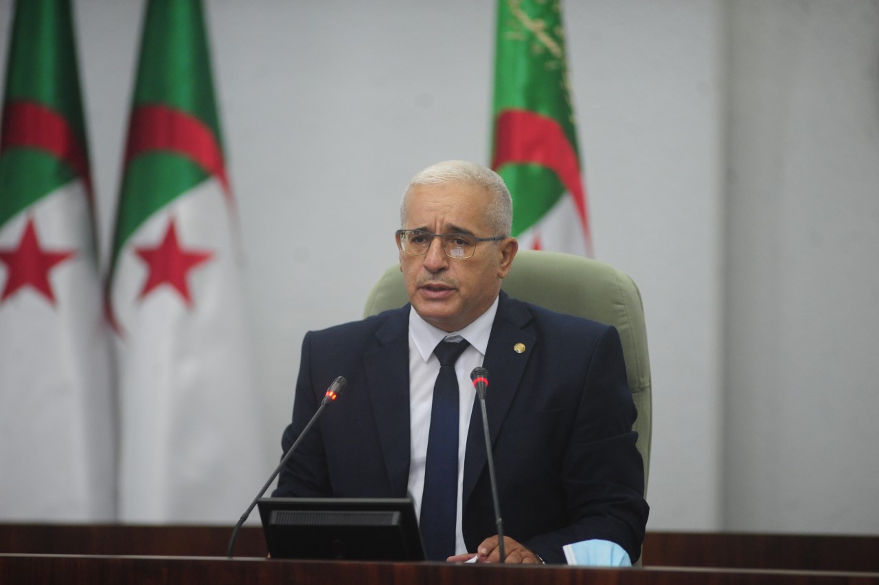 الجزائر تدعو للحوار والدبلوماسية لحل الازمات الدولية