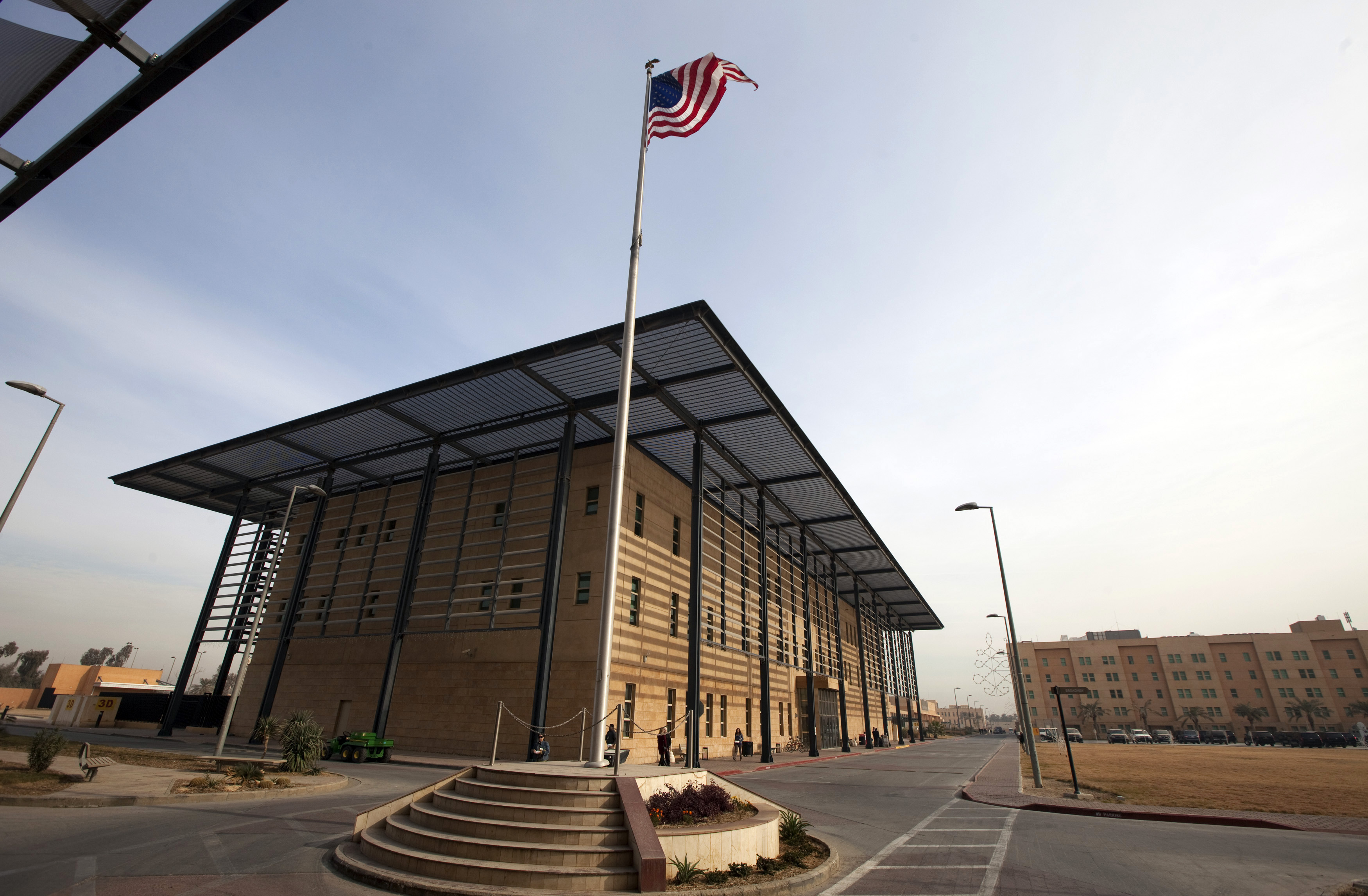 صافرات الانذار داخل السفارة الامريكية في بغداد