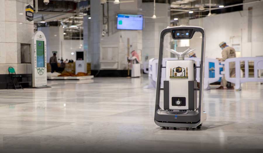 الحج في زمن التكنولوجيا.. روبوتات للتعقيم ومكافحة الأوبئة داخل المسجد الحرام