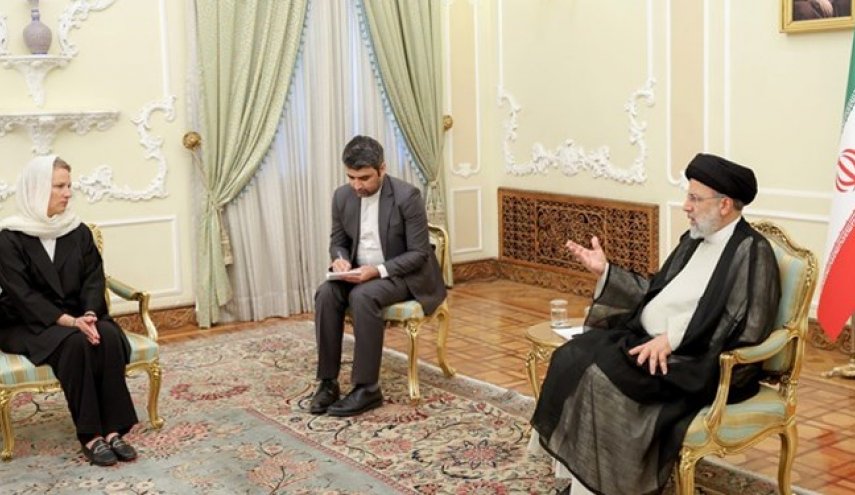 الرئيس الايراني: إصدار قرار ضد إيران أثناء المفاوضات يخالف القانون