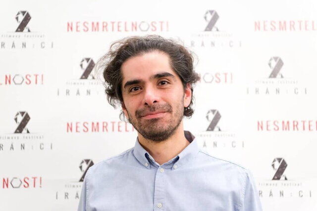 مخرج إيراني يفوز بجائزة أفضل فيلم بمهرجان سينمائي دولي
