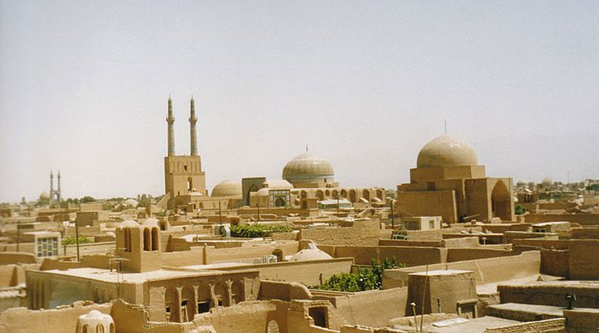 بالصور من ايران.. محافظة يزد ومعالمها التاريخية
