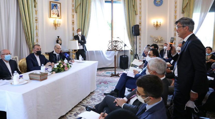 وزير الخارجية الإيراني: أولوية سياستنا الخارجية في أوروبا هي العمل مع إيطاليا