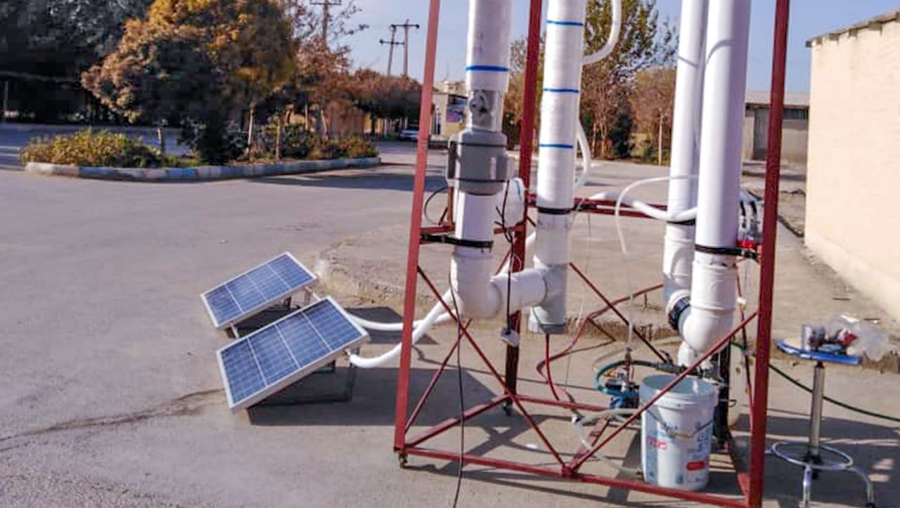 إيران.. تصنيع جهاز لتحلية المياه يعمل بالطاقة الشمسية