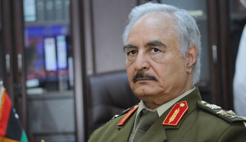 حفتر يحث قادة الجيش الليبي على رفع حالة الاستعداد