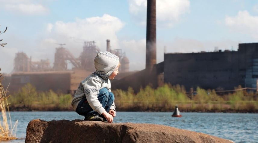 تلوث الهواء يؤثر على تطور عقول الأطفال‎‎