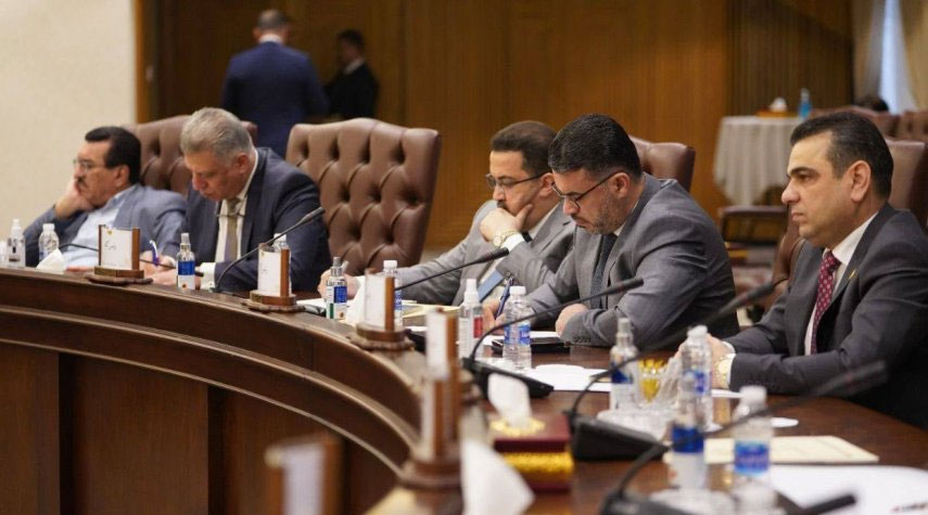 اعلان نتائج اجتماع رئاسة البرلمان العراقي مع رؤساء الكتل النيابية