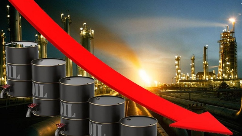 النفط يواصل خسائره عالميا