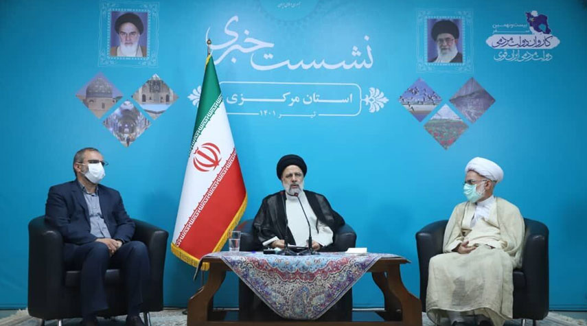 الرئيس الإيراني يعلن المصادقة على تنفيذ 220 مشروعاً في محافظة مركزي