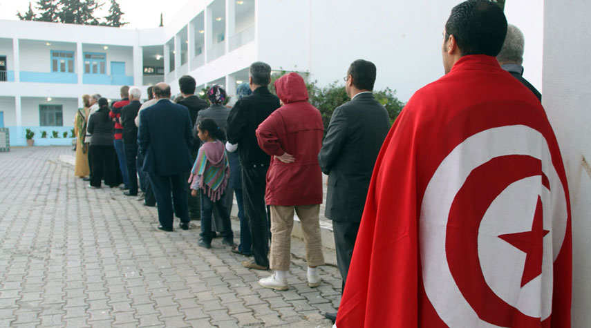 التونسيون يصوتون اليوم على مشروع دستور جديد