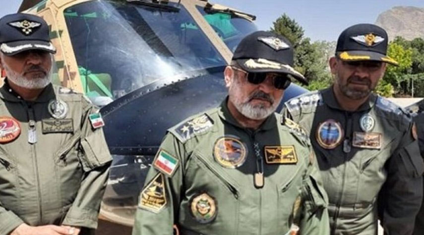 الجيش الايراني يكشف عن تزويد مروحياته بمنظومة الرؤية الليلية