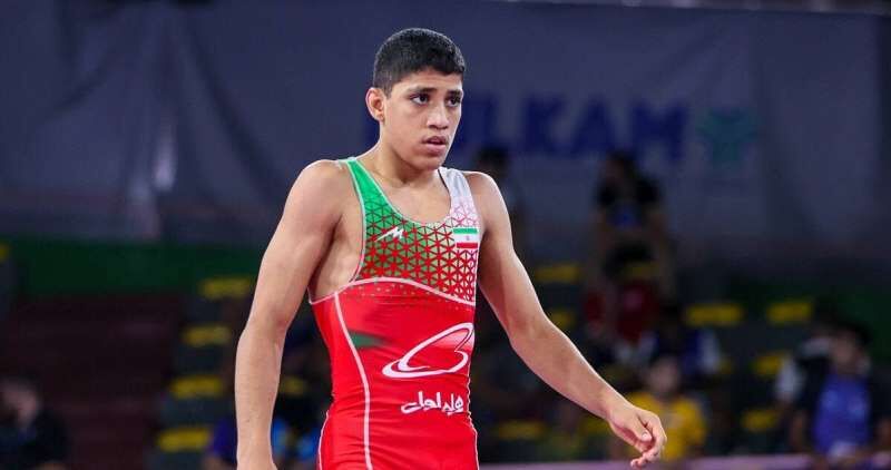 ايراني يحرز ميدالية فضية في بطولة المصارعة العالمية للناشئة