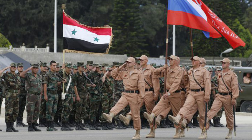 الجيش السوري والقوات الروسية ينفذان مناورة عسكرية واسعة 