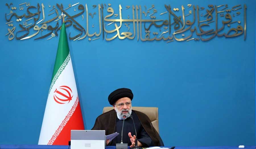 الرئيس الإيراني يؤكد ضرورة الإسراع بتعويض المنكوبين بالسيول