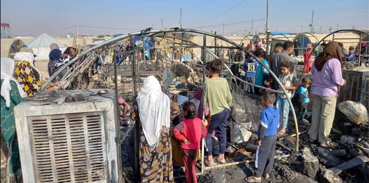 وفاة طفلين في حريق لخيم النازحين من رأس العين في ريف الحسكة