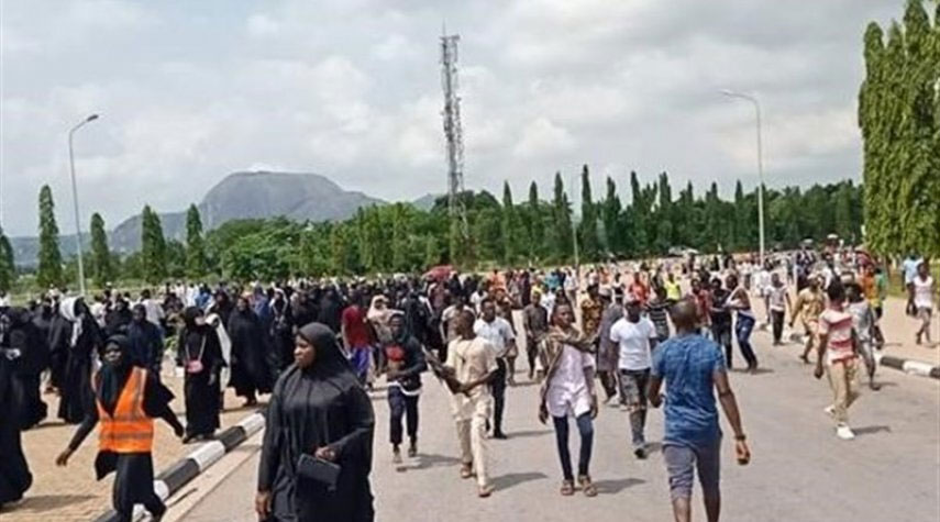 استشهاد 6 نيجيريين في مسيرة عاشورائية بمدينة زاريا بعد تعرضها لإطلاق رصاص