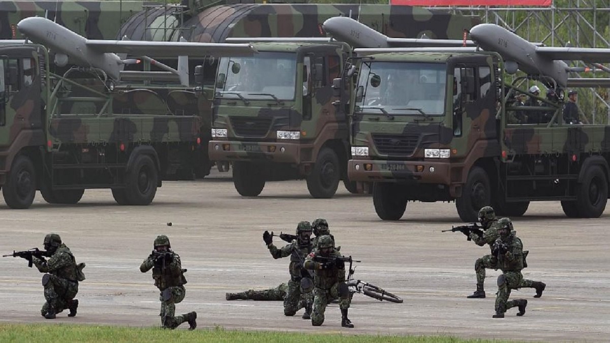 تايوان تجري مناورات عسكرية جديدة