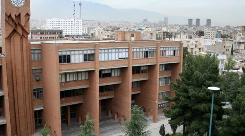 جامعة إيرانية تفوز بخمس ميداليات ملونة في مسابقات الرياضيات العالمية