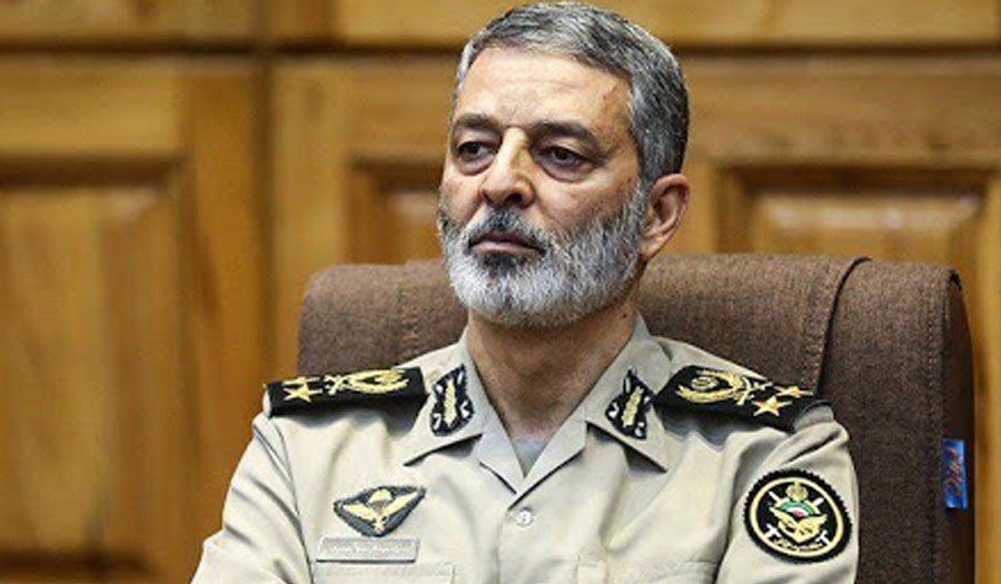 قائد الجيش الايراني: الدبلوماسية الحل الأمثل لمشاكل الحدود مع طالبان 