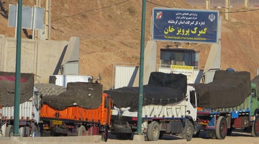 برويز خان، منفذ حدودي بين إيران والعراق يعمل على مدار الساعة دون انقطاع