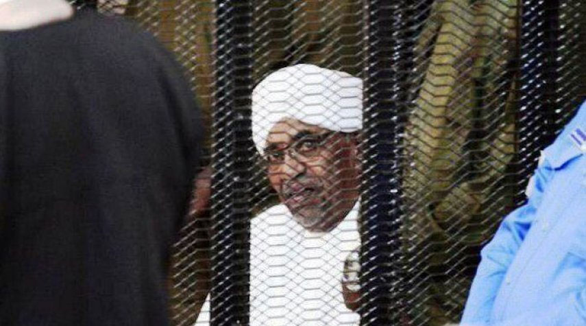 المحكمة العليا في السودان تسحب ملف محاكمة الرئيس السابق عمر البشير